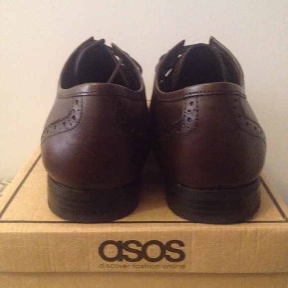 Men’s Brown Shoes - Picture 5 of 5